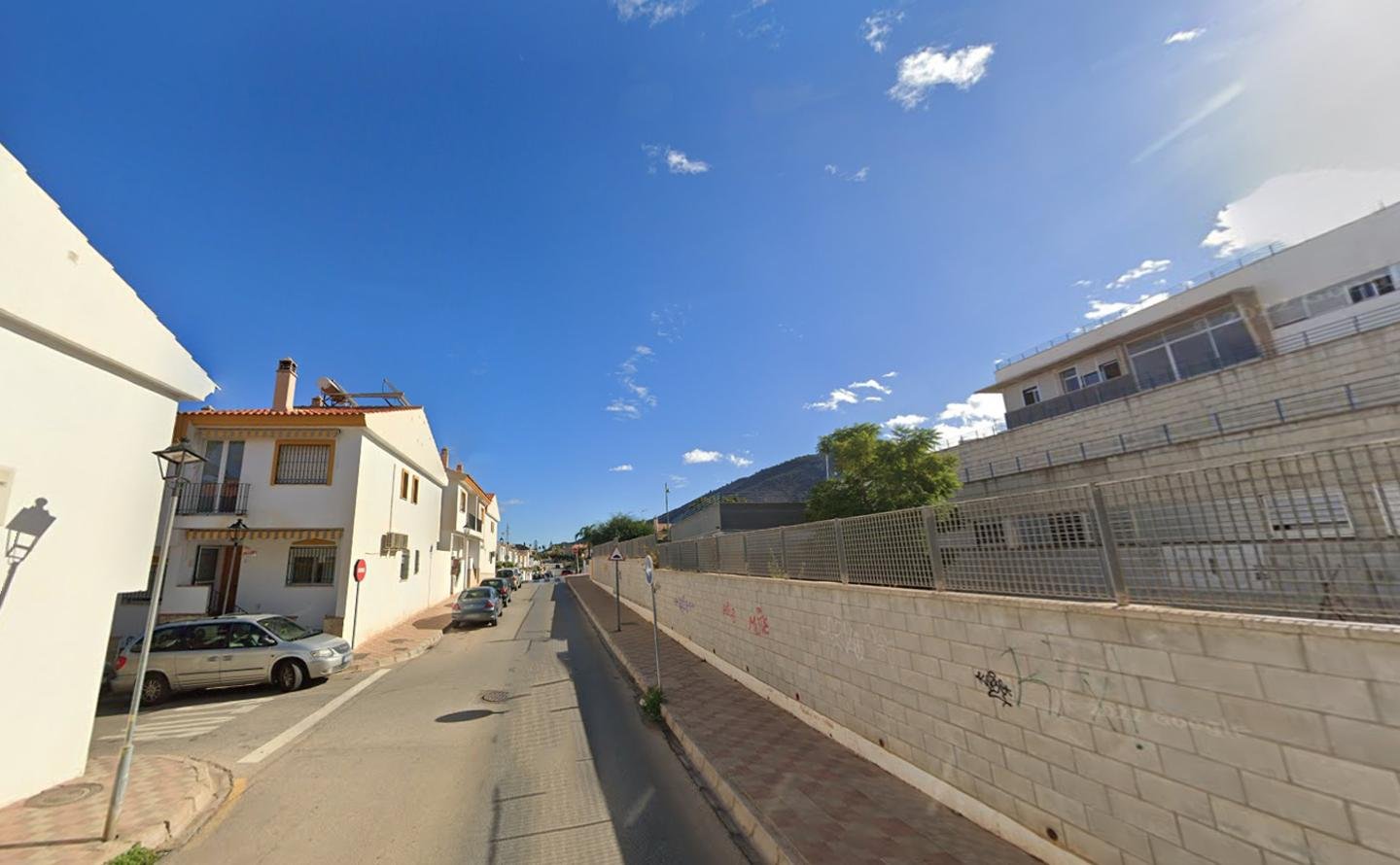 CHALET ADOSADO EN ALHAURÍN DE LA TORRE, MÁLAGA