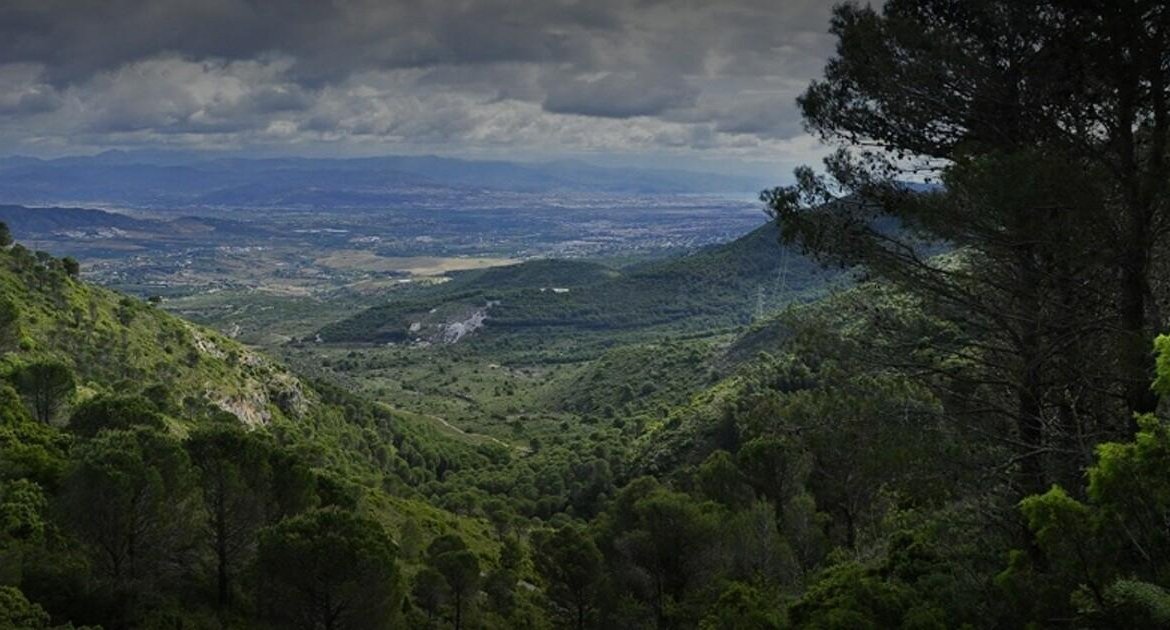 CHALET INDEPENDIENTE EN ALHAURÍN EL GRANDE, MÁLAGA