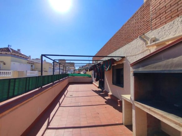 ÁTICO EN EL CENTRO DE TORRE DEL MAR.