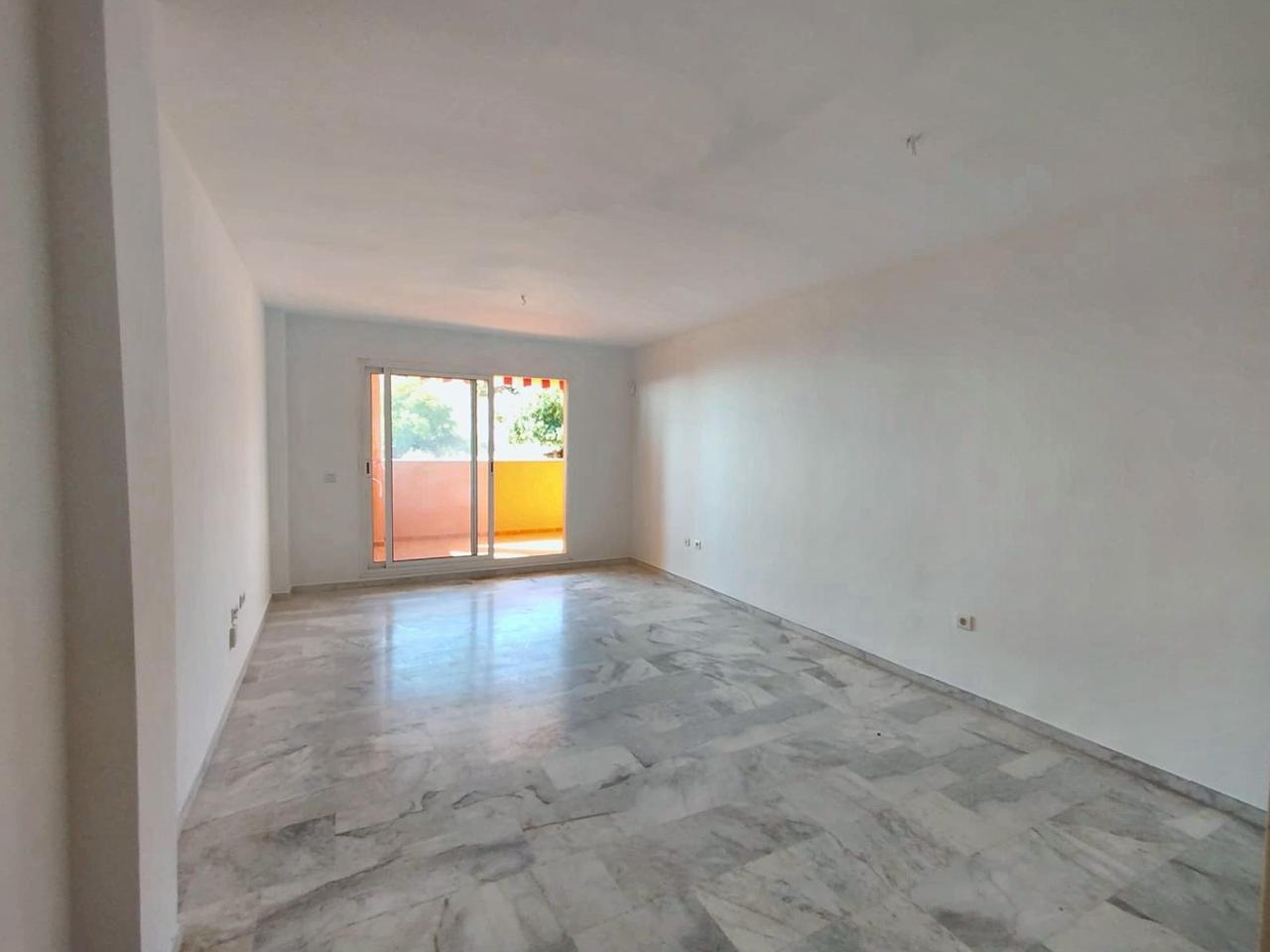 PISO EN URB. PARQUE VICTORIA, RINCÓN DE LA VICTORIA