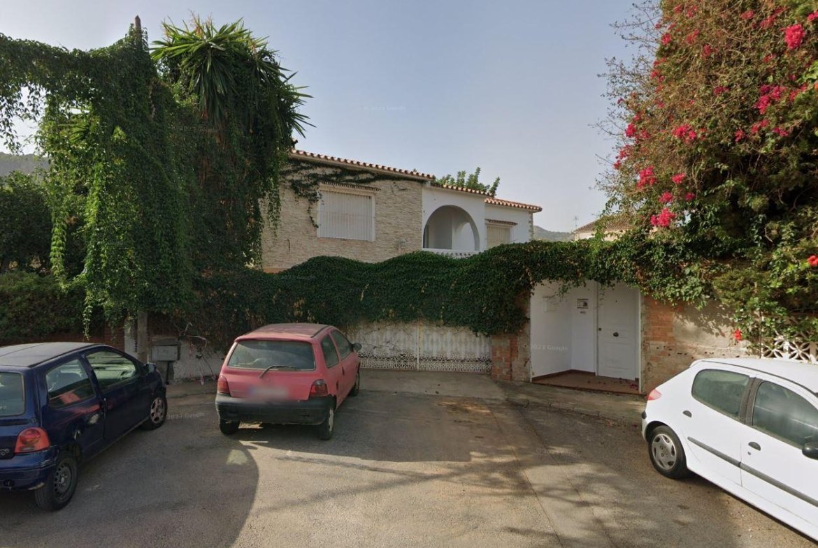 CHALET EN ALHAURIN DE LA TORRE, MÁLAGA.