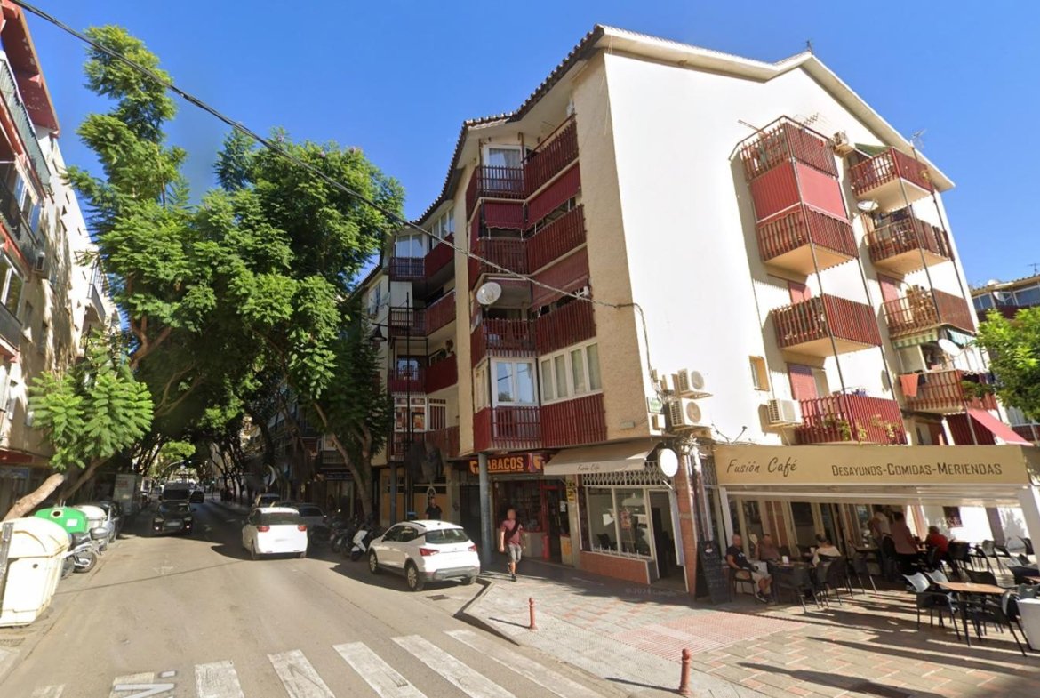 PISO EN EL CENTRO DE FUENGIROLA