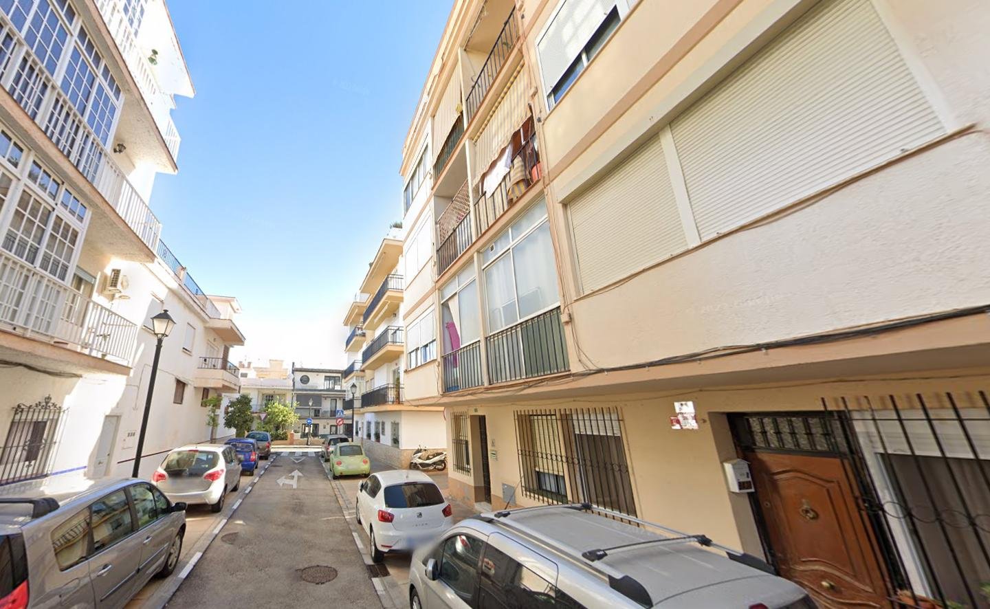 PISO EN FUENGIROLA