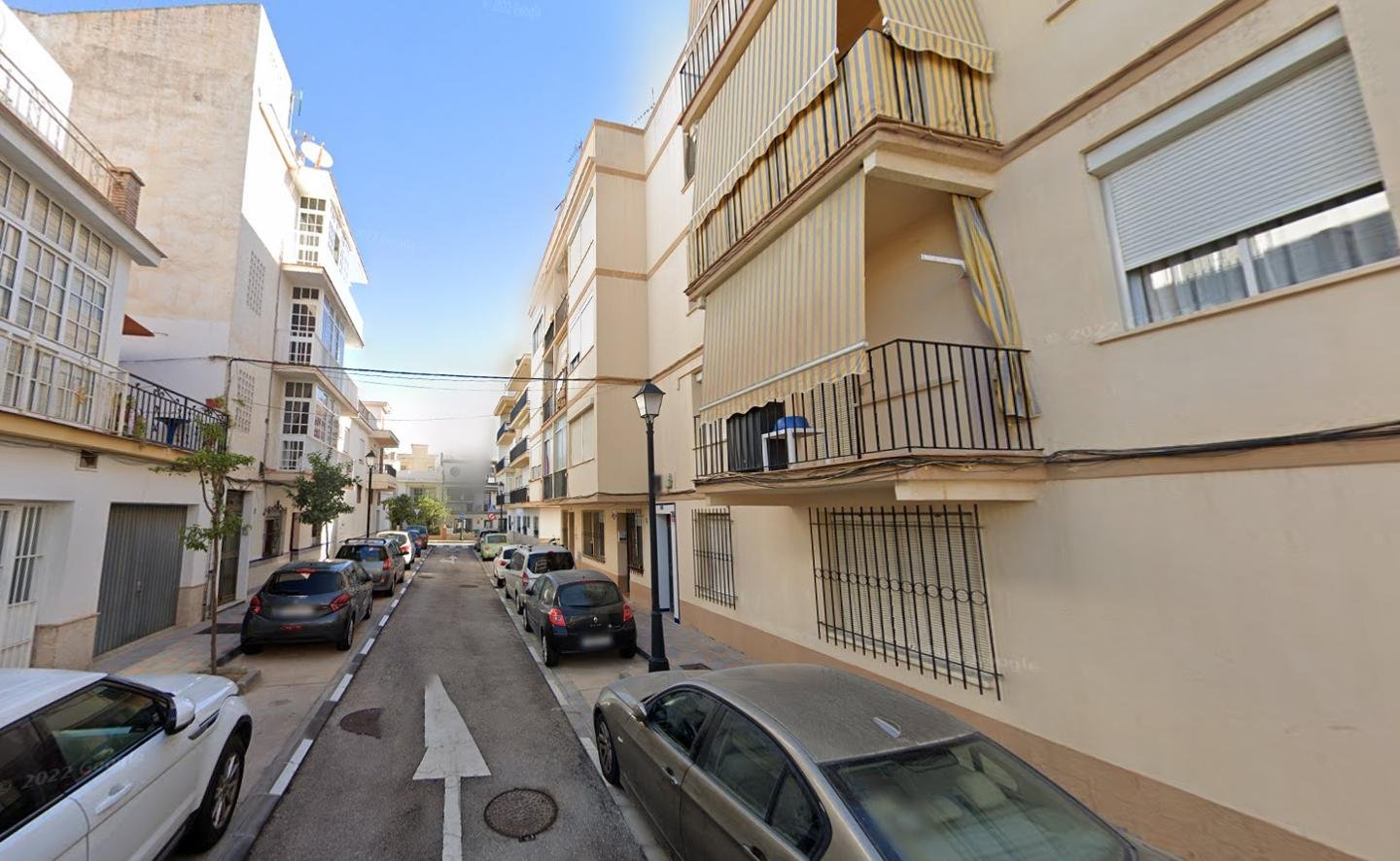 PISO EN FUENGIROLA