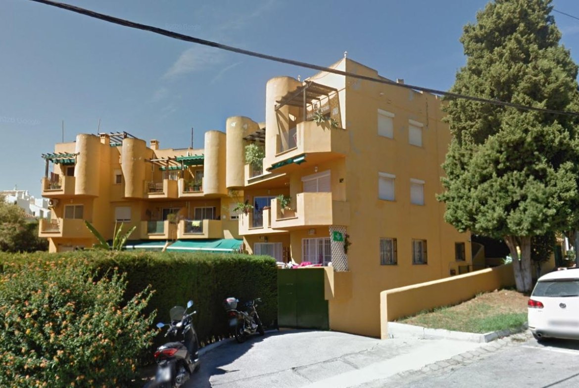 PLAZA DE GARAJE EN LAS LAGUNAS DE MIJAS