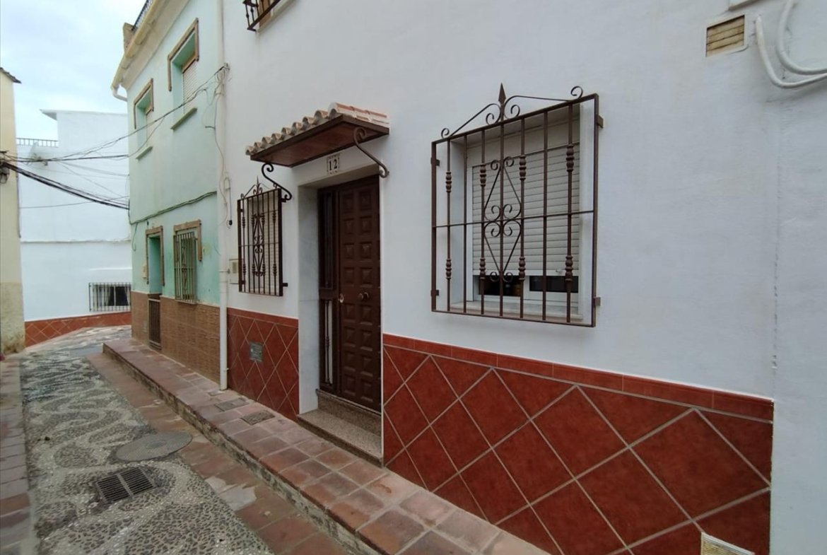 CASA EN CENTRO HISTORICO, VÉLEZ – MÁLAGA