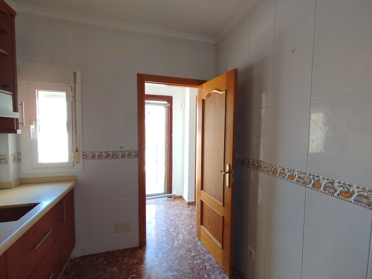 CHALET INDEPENDIENTE EN URB. SANTA ROSA, TORROX