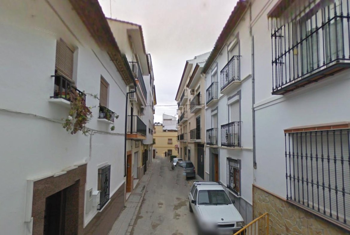 PISO EN ANTEQUERA