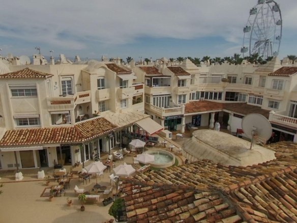 LOCAL COMERCIAL EN PUERTO MARINA, BENALMADENA