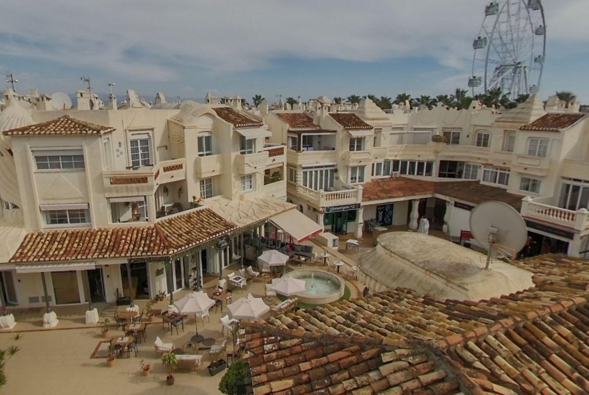 LOCAL COMERCIAL EN PUERTO MARINA, BENALMADENA
