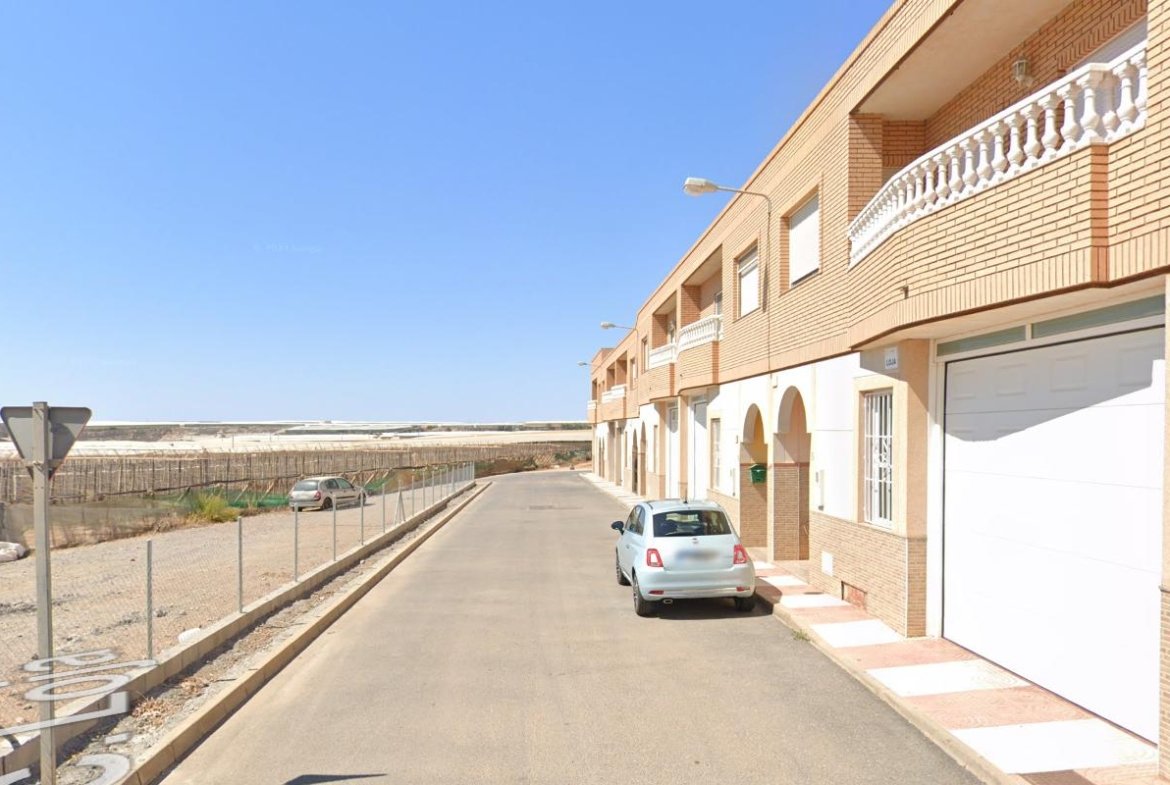 CASA ADOSADA EN ROQUETAS DE MAR, ALMERÍA