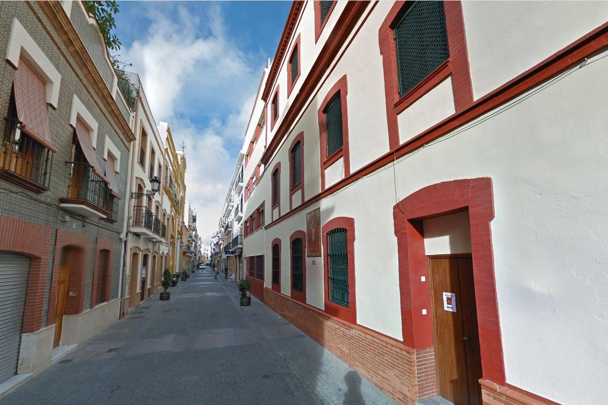 LOCAL COMERCIAL EN HUELVA