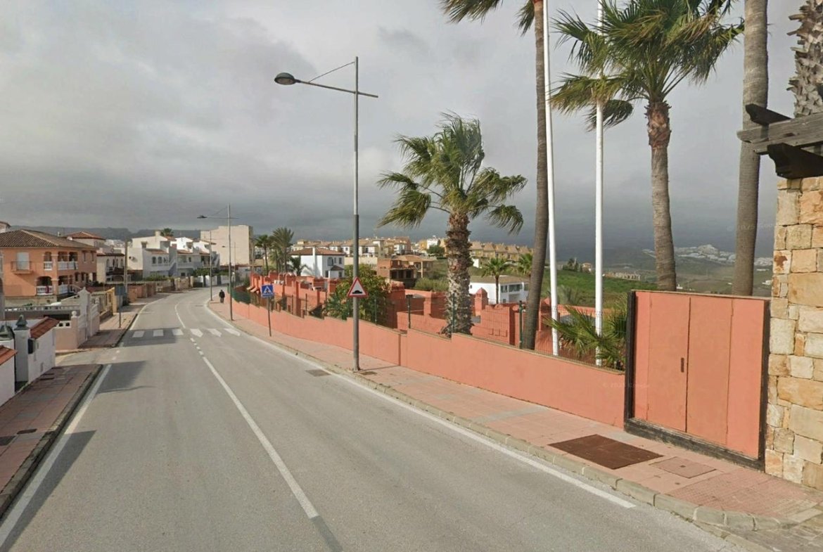 GARAJE EN MANILVA, MÁLAGA