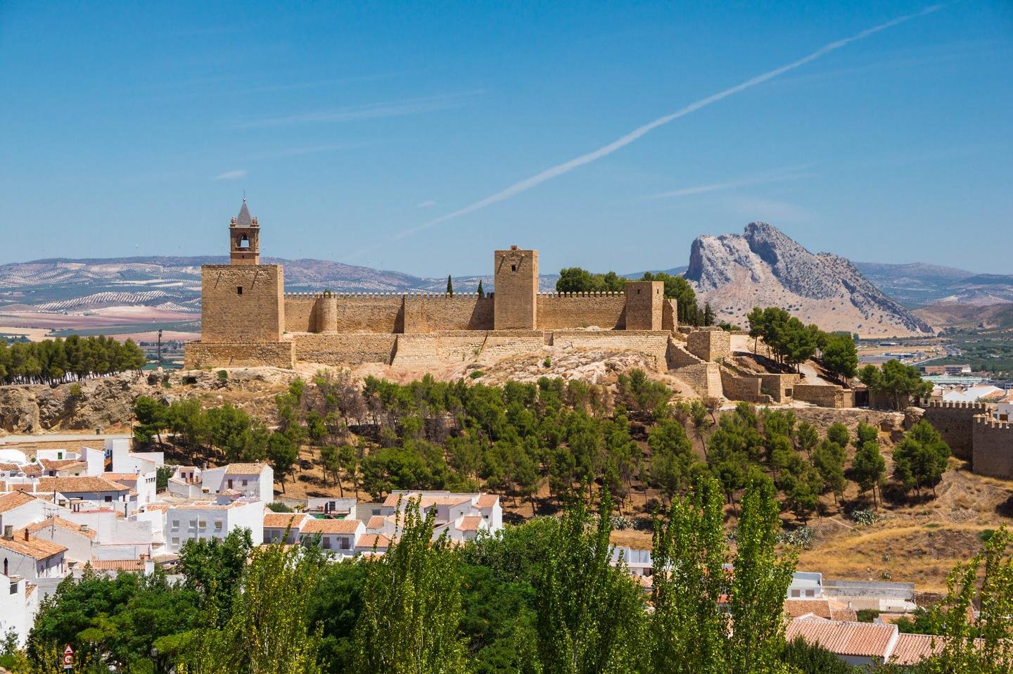 CASA ADOSADA EN ANTEQUERA, MÁLAGA