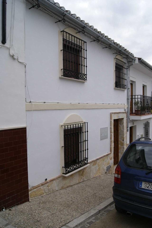 CASA ADOSADA EN ANTEQUERA, MÁLAGA