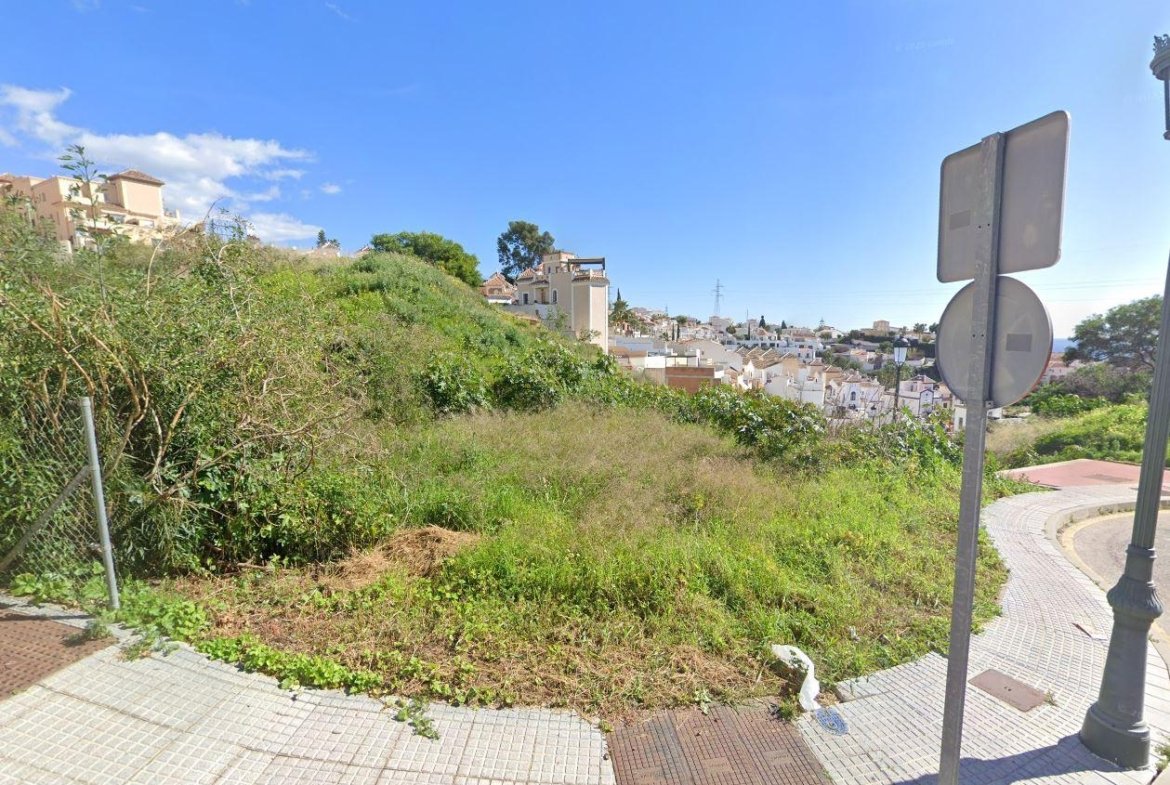 SUELO URBANO EN NERJA, MÁLAGA
