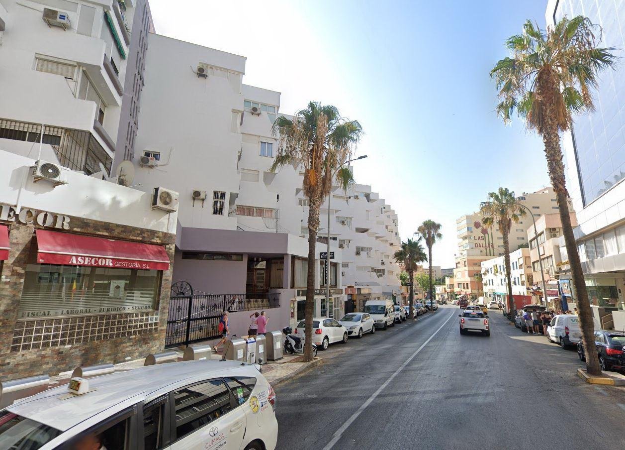 LOCAL COMERCIAL EN TORREMOLINOS, MÁLAGA