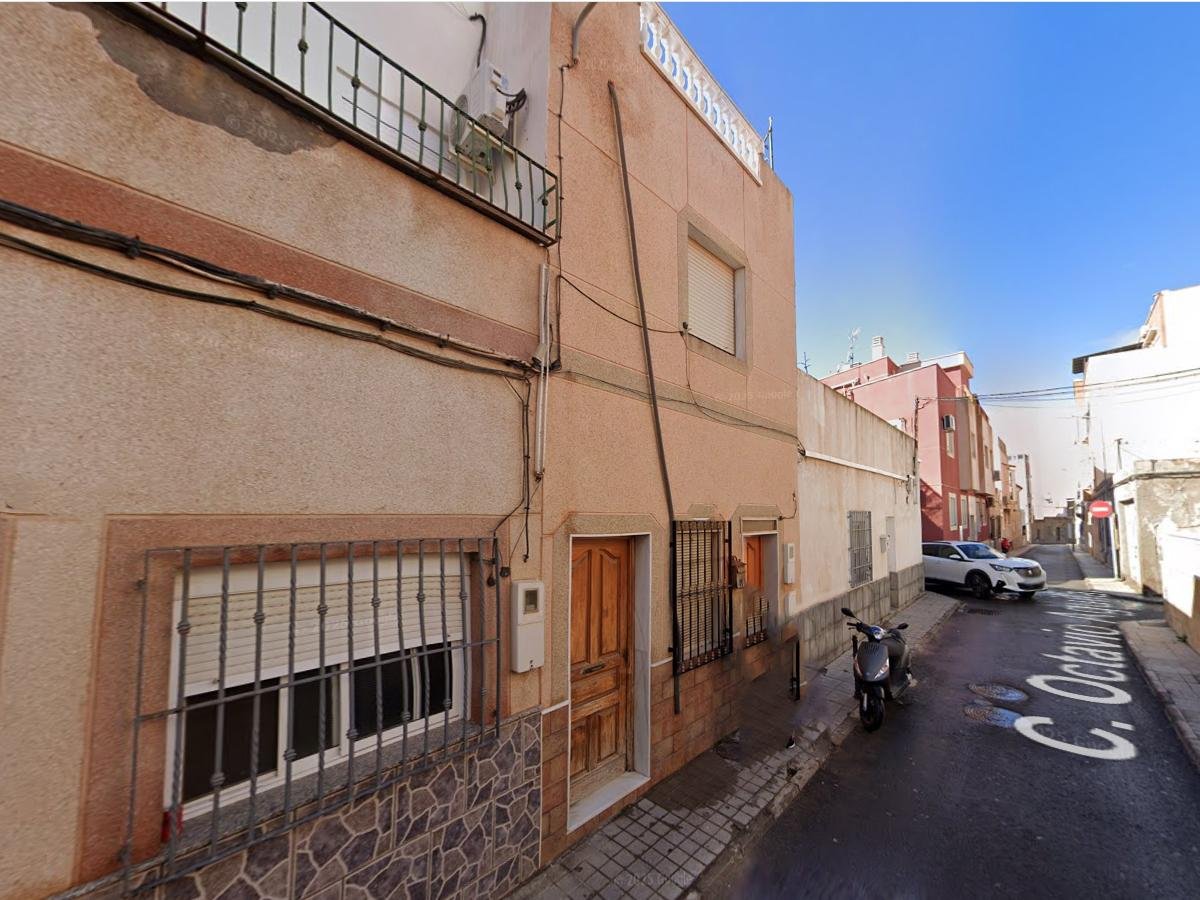 4204354-dcdea833 PISO BAJO EN ALMERÍA CAPITAL