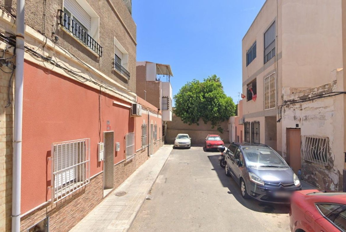 CASA EN ALMERÍA