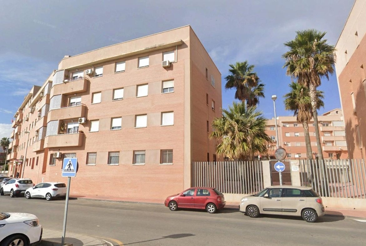 PISO EN ALMERIA CAPITAL