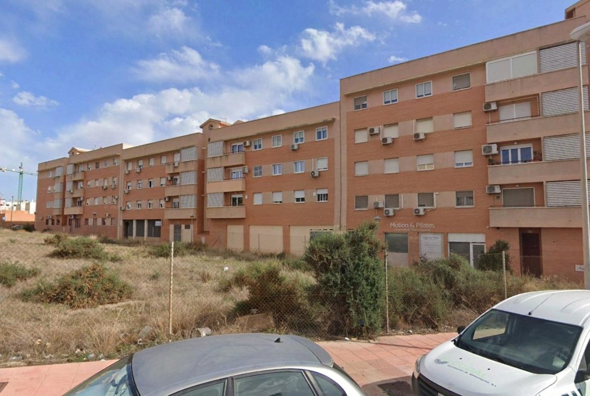 PISO EN ALMERIA CAPITAL