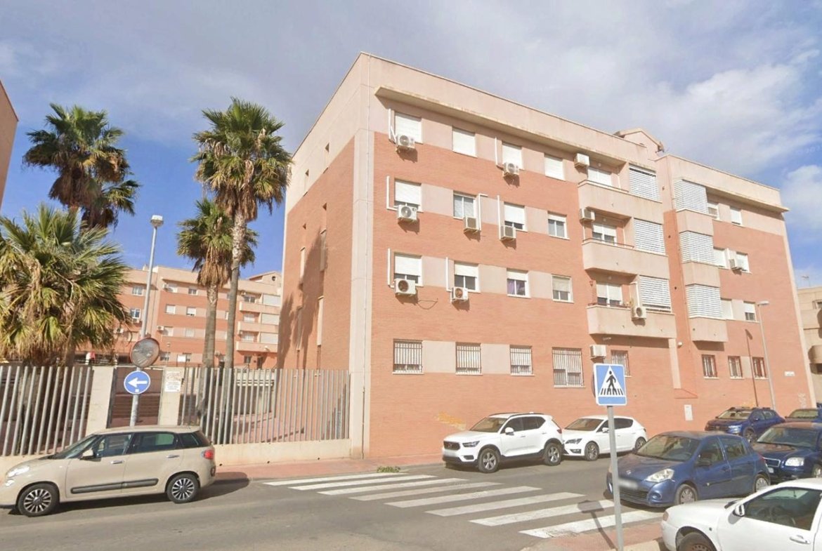 PISO EN ALMERIA CAPITAL