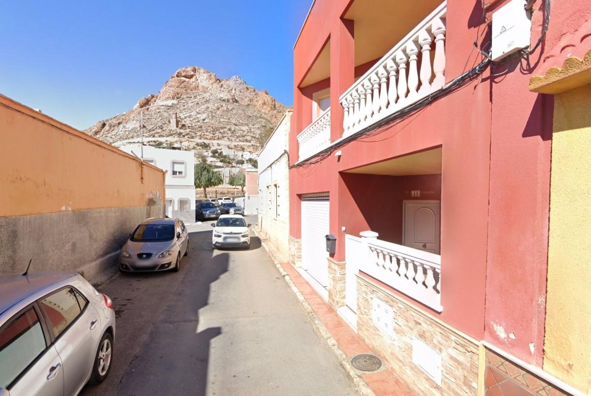 CASA EN ALMERÍA CAPITAL