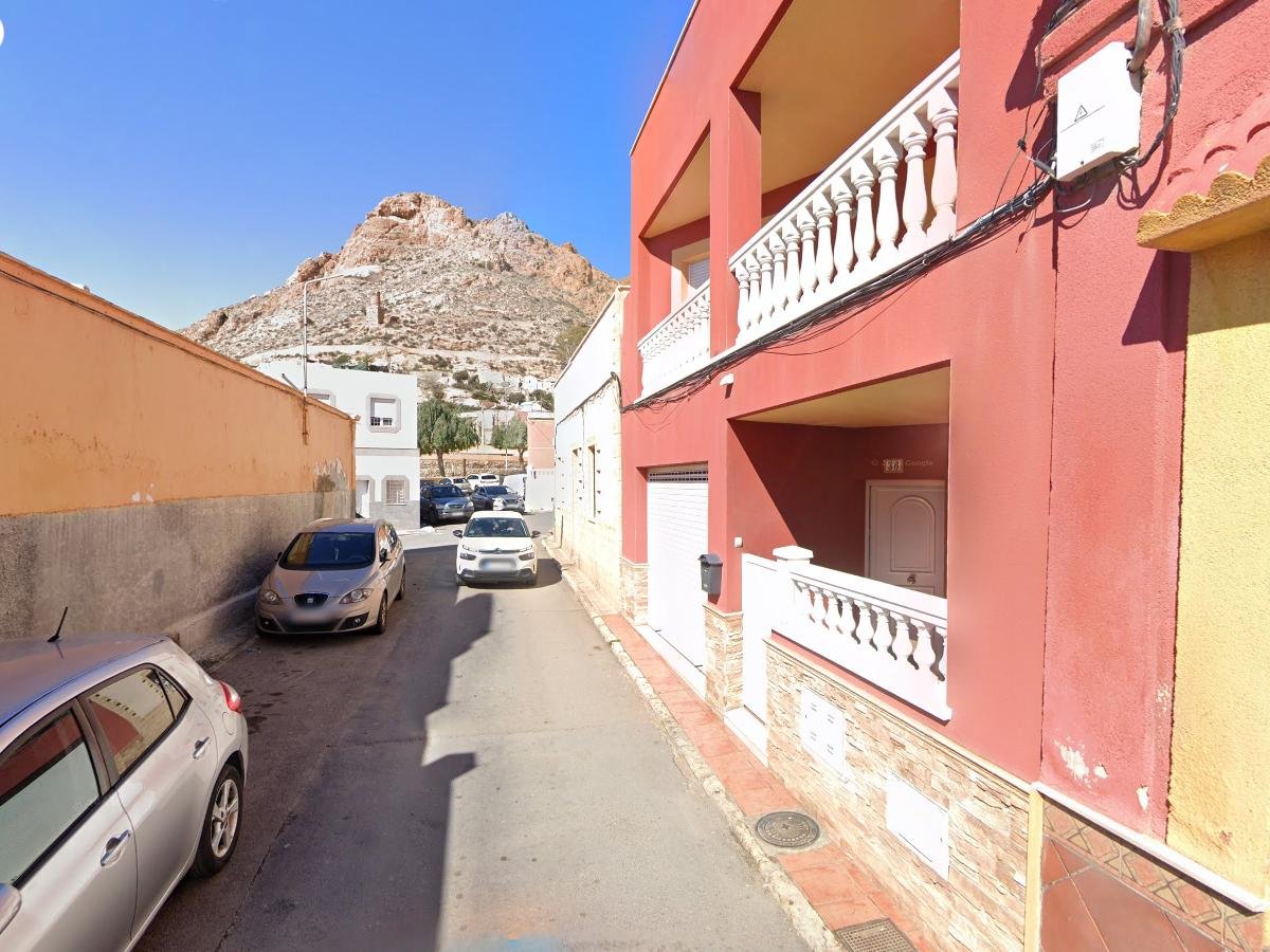 CASA EN ALMERÍA CAPITAL