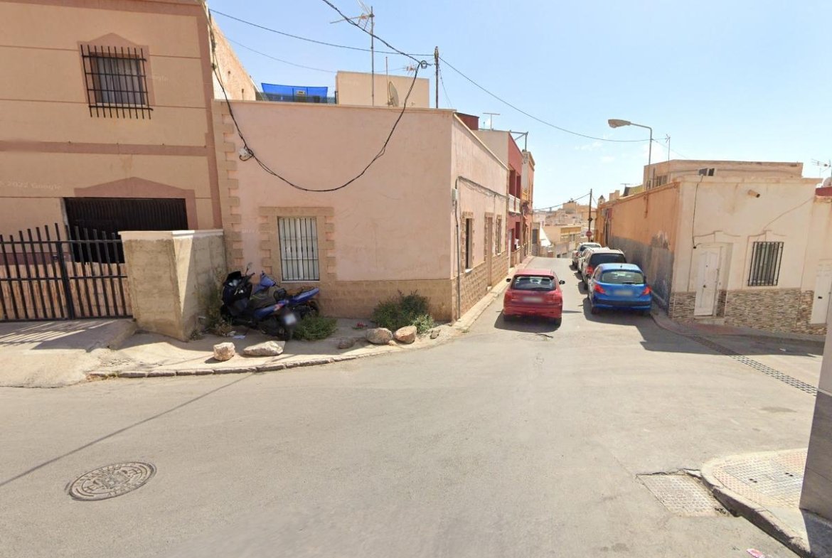 CASA EN ALMERÍA CAPITAL