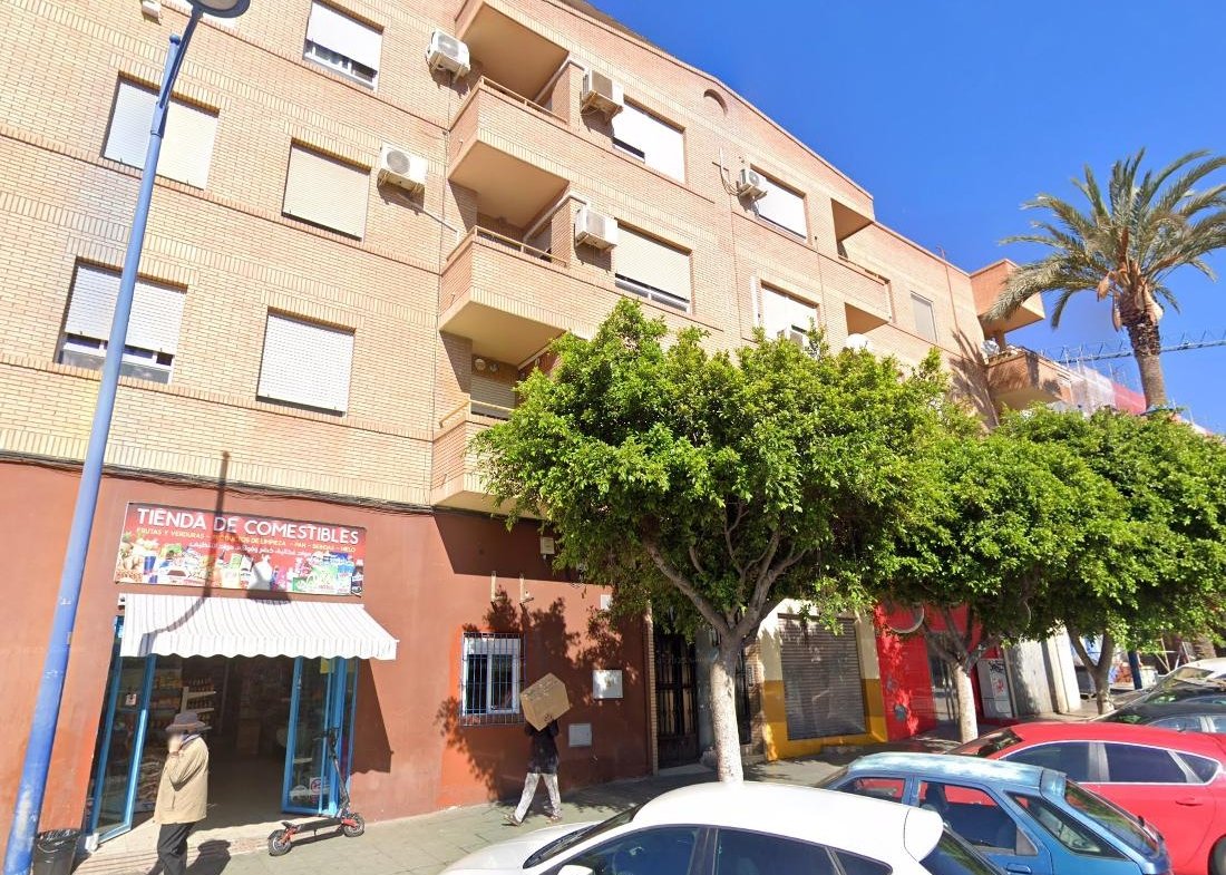 PISO EN LA CAPITAL DE ALMERÍA