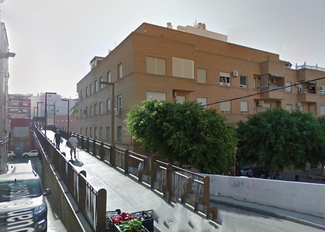 PISO EN LA CAPITAL DE ALMERÍA