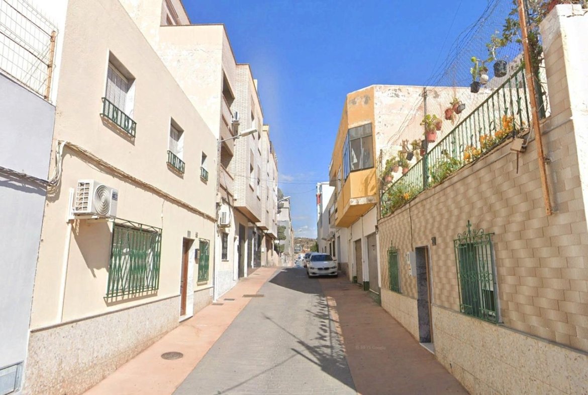 PISO EN ALMERÍA CAPITAL