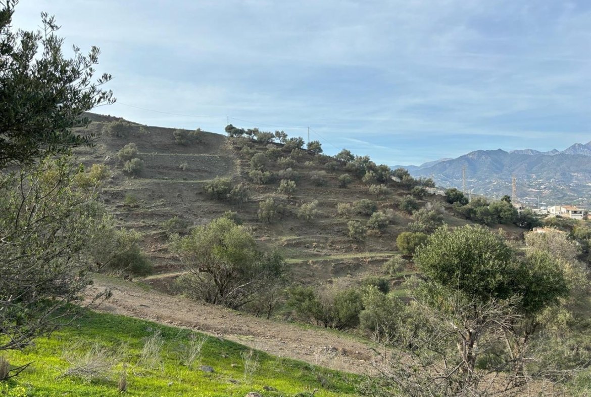 TERRENO URBANIZABLE EN NERJA, MÁLAGA
