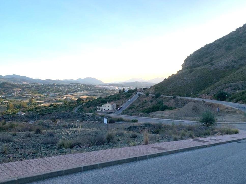 SUELO URBANO EN URB. SIERRA GORDA, ALHAURIN EL GRANDE