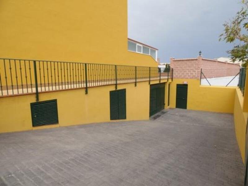 PLAZA DE GARAJE EN URB. EL LIMONAR, VÉLEZ MÁLAGA