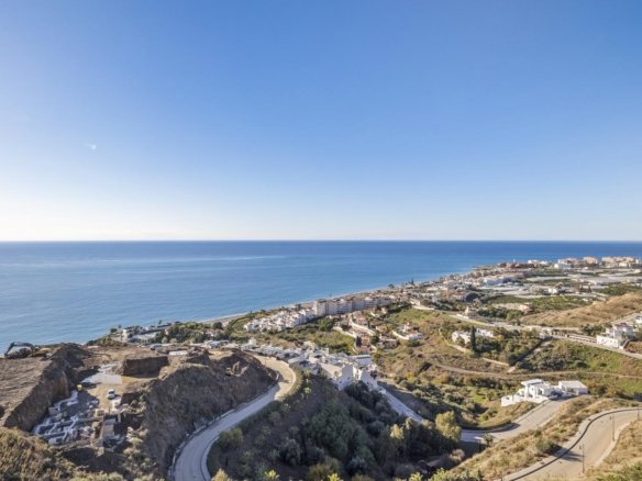 VIVIENDA UNIFAMILIAR EN TORROX COSTA.