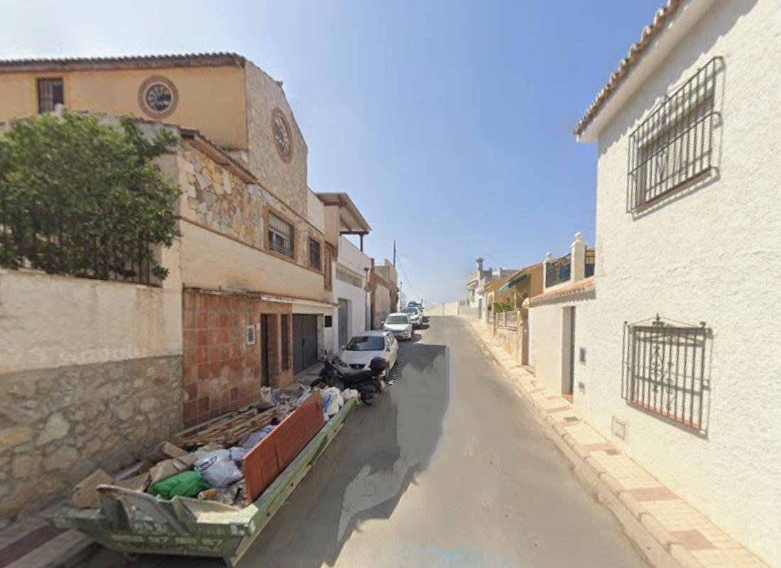 CHALET EN EL PUERTO DE LA TORRE, MALAGA