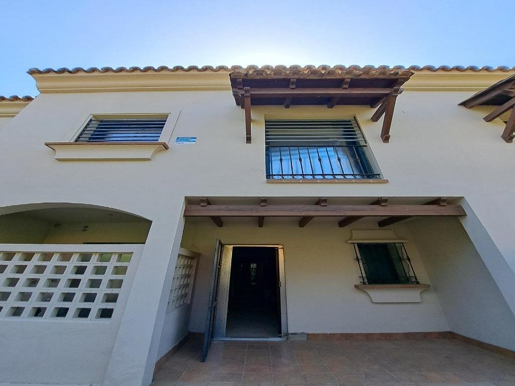 CHALET ADOSADO EN NAGÜELES, MARBELLA