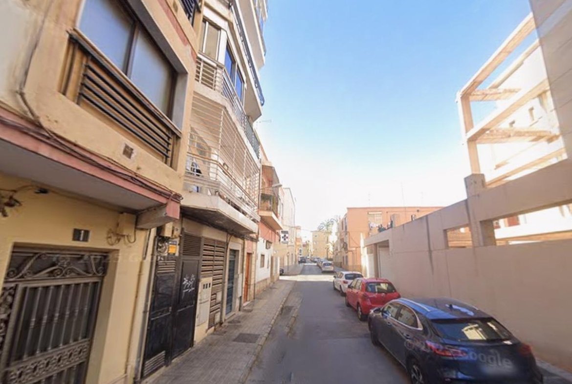 PISO EN ZONA DE PLAZA DE TOROS, ALMERÍA