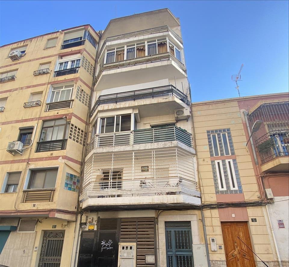 4239814-7eec2794 PISO EN ZONA DE PLAZA DE TOROS, ALMERÍA