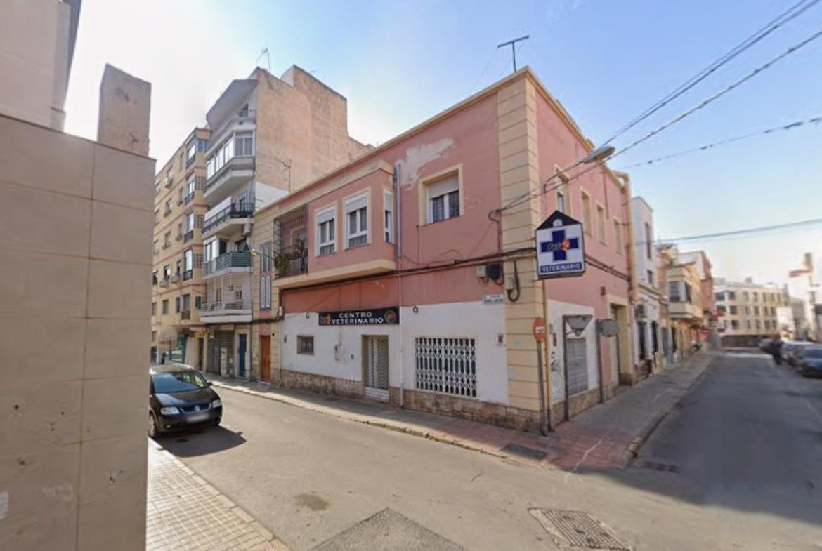 PISO EN ZONA DE PLAZA DE TOROS, ALMERÍA