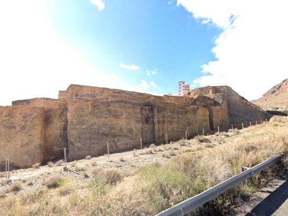 SUELO URBANO RESIDENCIAL EN AGUADULCE, ALMERÍA