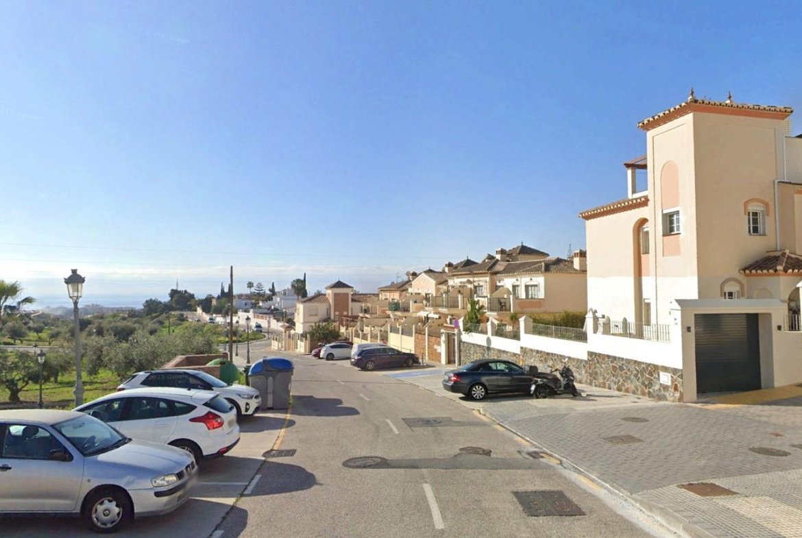 VIVIENDA UNIFAMILIAR EN URB. JARDINES DE LA NORIA, NERJA