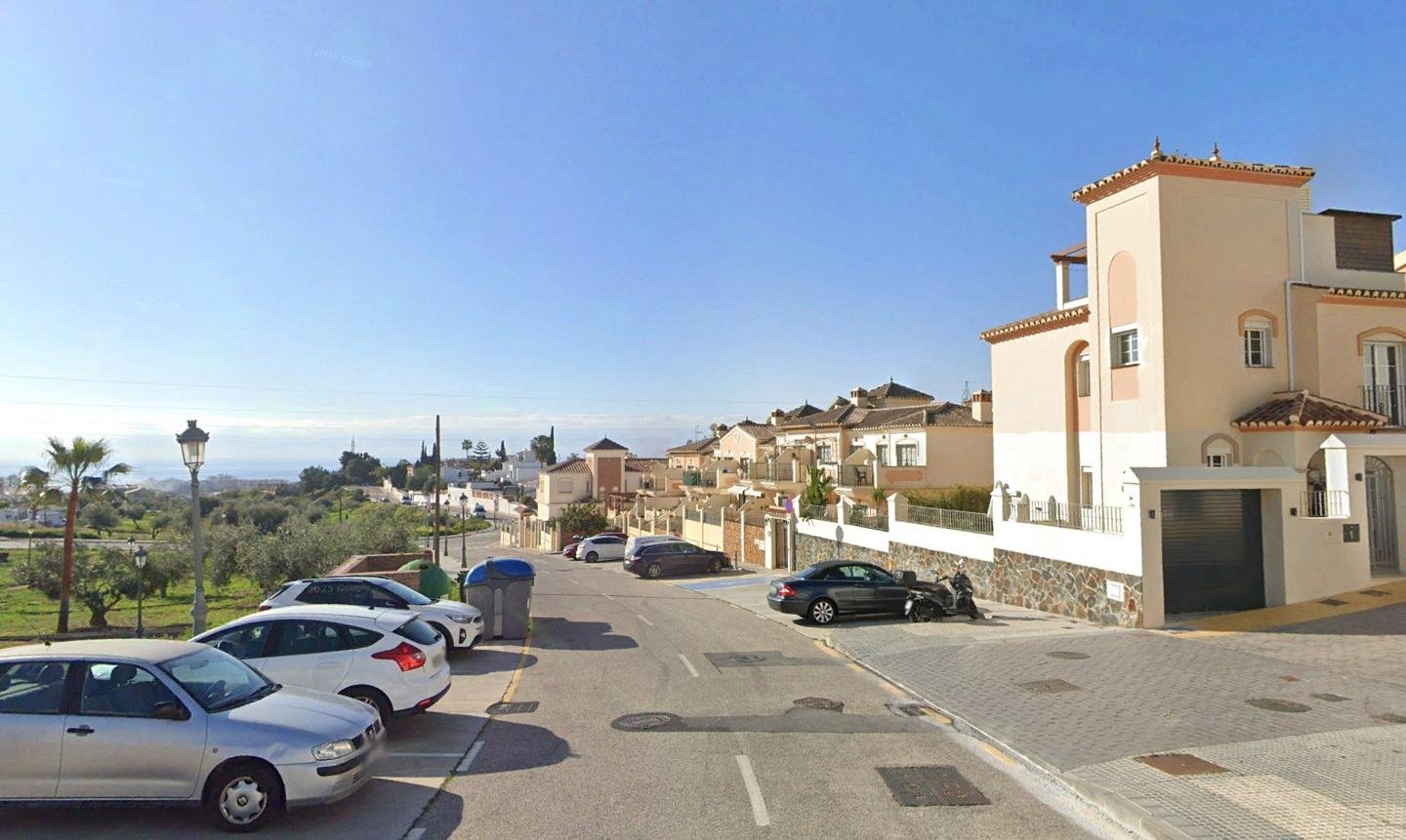 VIVIENDA UNIFAMILIAR EN URB. JARDINES DE LA NORIA, NERJA