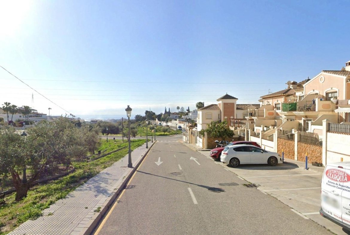 VIVIENDA UNIFAMILIAR EN URB. JARDINES DE LA NORIA, NERJA