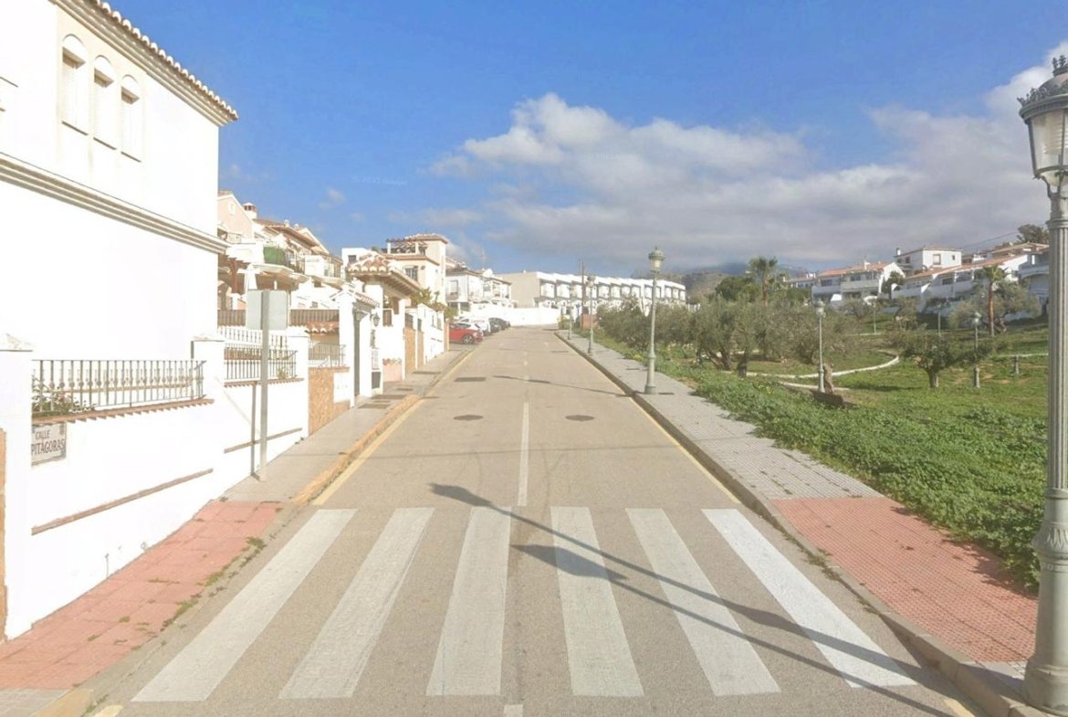 VIVIENDA UNIFAMILIAR EN URB. JARDINES DE LA NORIA, NERJA