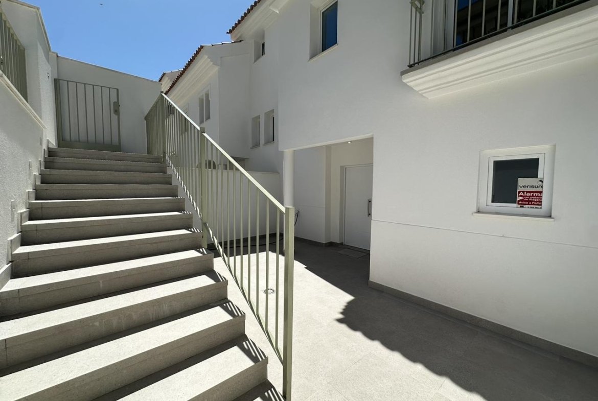 CHALET ADOSADO EN TORREQUEBRADA, BENALMÁDENA