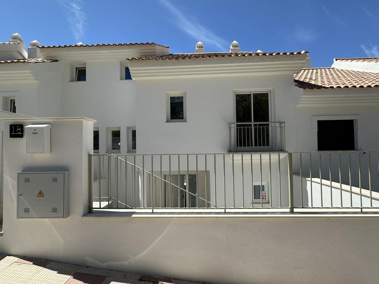 CHALET ADOSADO EN TORREQUEBRADA, BENALMÁDENA