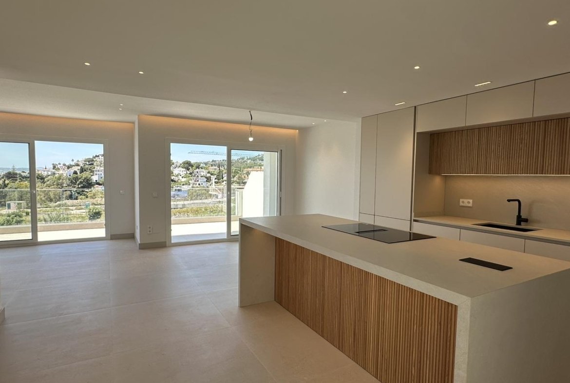 CHALET ADOSADO EN TORREQUEBRADA, BENALMÁDENA
