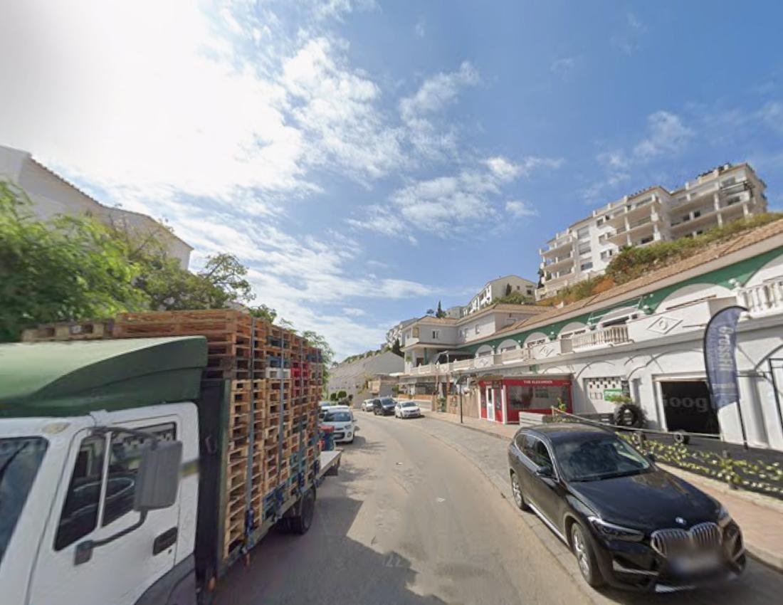 4252913-776aad2e LOCAL COMERCIAL EN RIVIERA DEL SOL, LAS LAGUNAS DE MIJAS